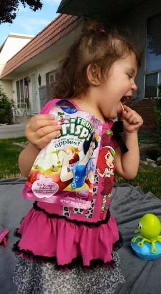 Brothers All Natural Apple Crisps #2015ToddlerPlaydateGuide