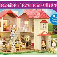 Toddler Favorites for The Holidays: Calico Critters Luxury Townhouse Giveaway Ends 12/13 #CalicoCritters #2015HolidayGiftGuide #ToddlerFavorites